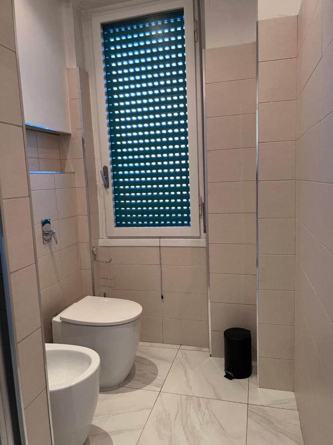Casa Luca Lägenhet Milano Exteriör bild